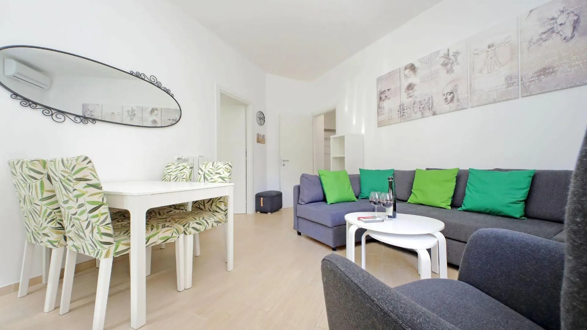 Apartment Livorno By Halldis Rome